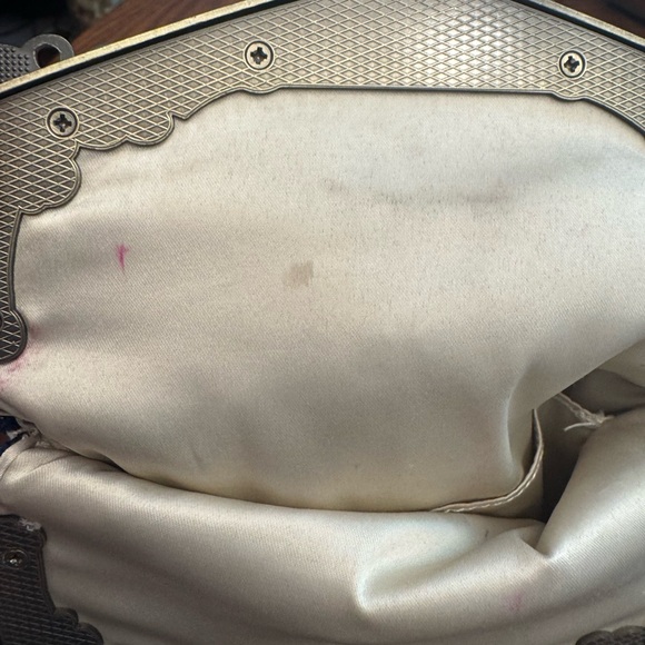 Floral Tapestry Handbag with Silver Accents - Picture 4 of 10